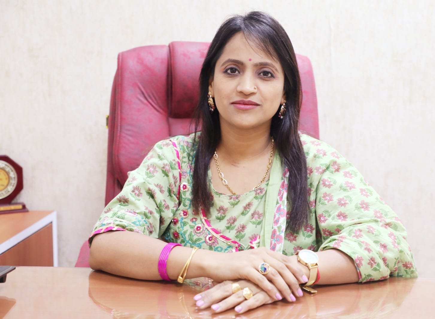 Dr. Robin Gaur (Chairperson & Managing Director)