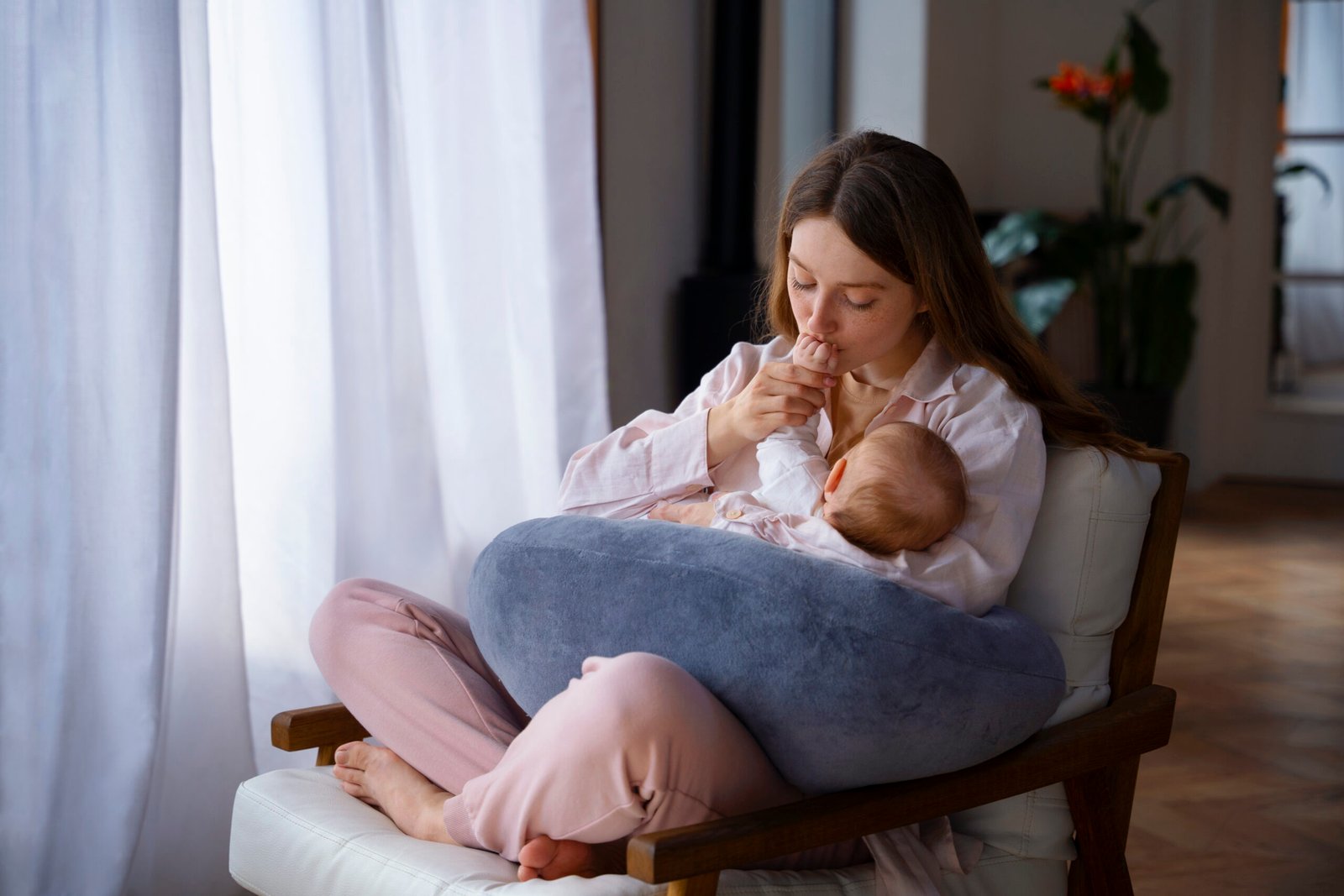 Breastfeeding Help Combat Postpartum Depression